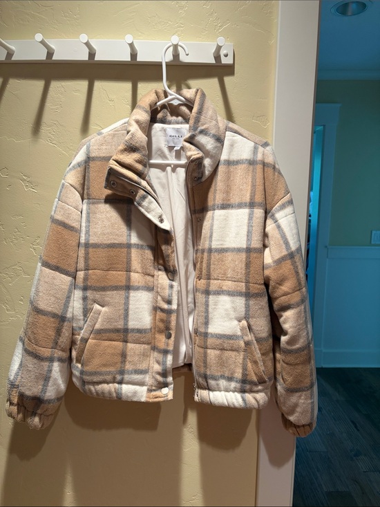 Gilli Jackets & Blazers - Gilli Plaid Puffer Jacket in Camel, Cream & Gray